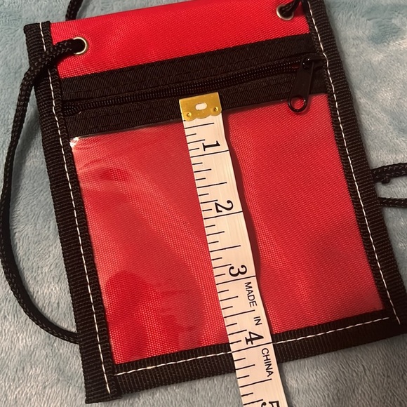 Undercover Neck Wallet - Picture 15 of 16